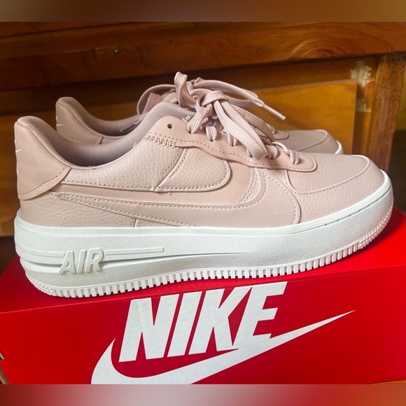 Nike Shoes - Nike Air Force 1 PLT.AF.ORM - Pink Oxford/Light Soft Pink/Oxford Rose/Rose Douxi